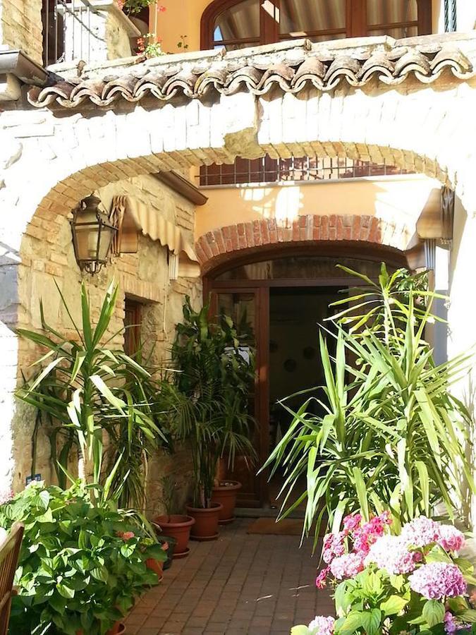 Il Portico Hotel Carrosio Екстериор снимка