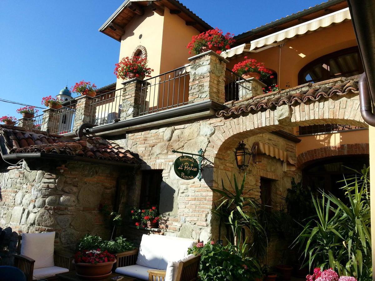 Il Portico Hotel Carrosio Екстериор снимка