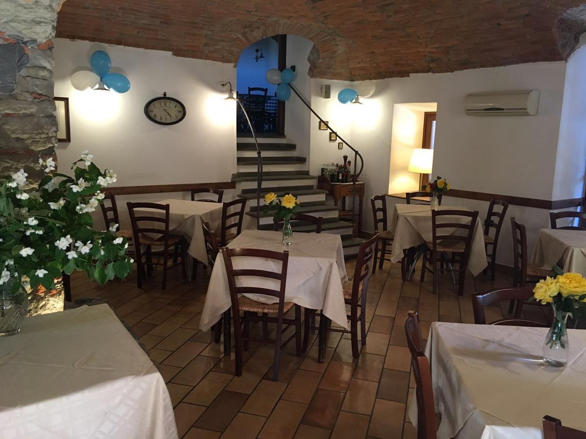 Il Portico Hotel Carrosio Екстериор снимка